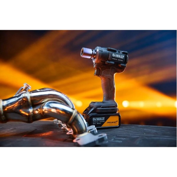 Фото - Гайковерт аккумуляторный DeWALT DCF92MP2T